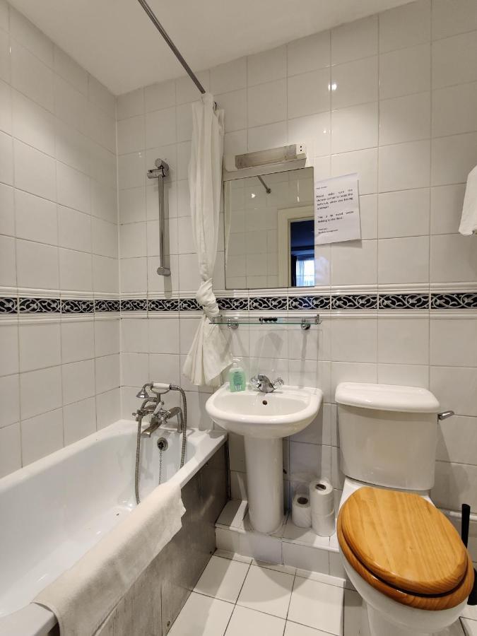 Blue Bells Hotel London Luaran gambar