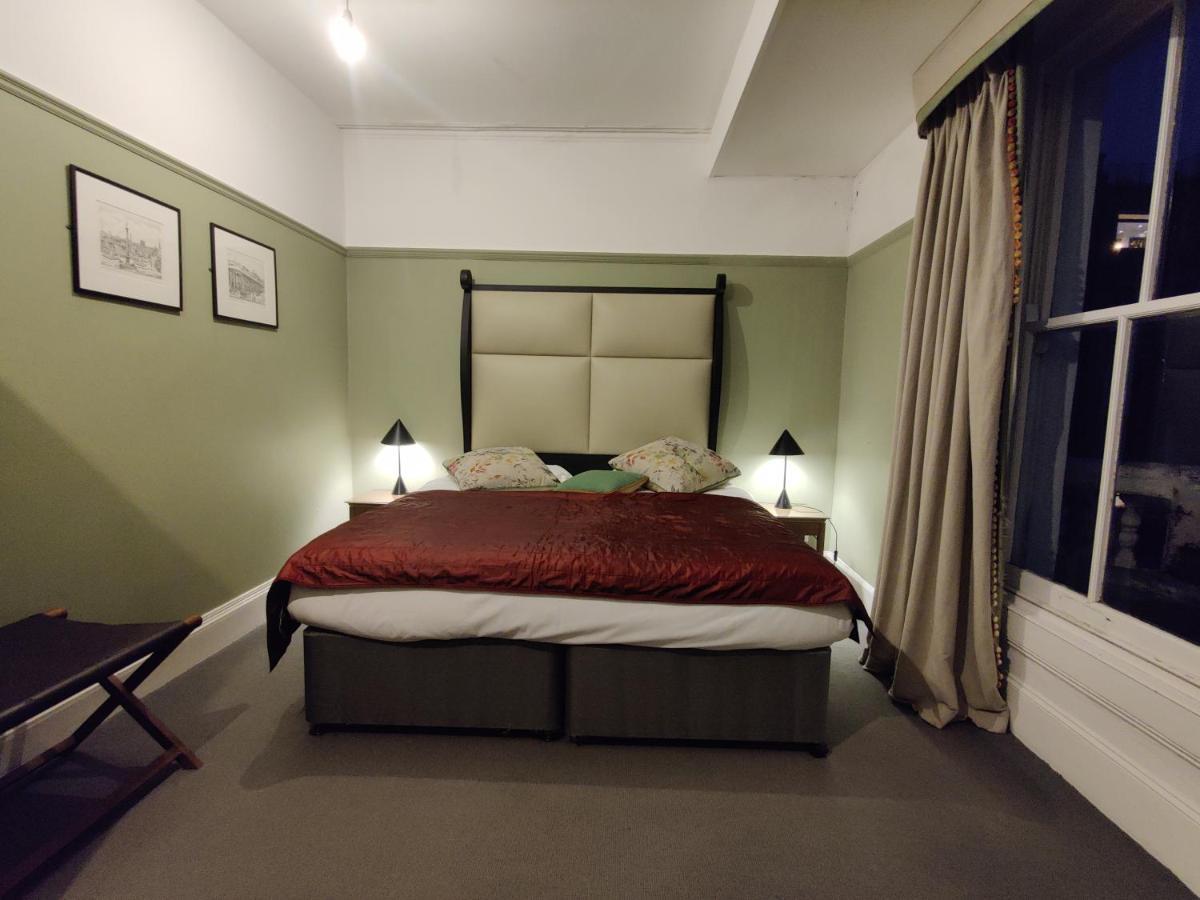 Blue Bells Hotel London Luaran gambar